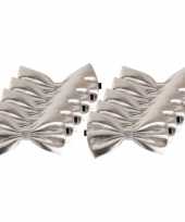 10x carnaval feest zilveren vlinderstrik vlinderdas 14 cm verkleedaccessoire voor volwassenen carnavalskleding