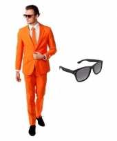 Verkleed oranje net heren kostuum maat 50 l met gratis zonnebril carnavalskleding